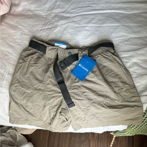 Columbia Sandy River Cargo Shorts